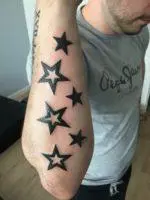 star_arm1 тату со звездами черными