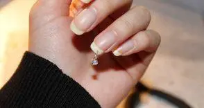 nail-piercing4 Пирсинг натуральных ногтей