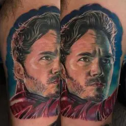 Aaron Olaguivel (Omom Tattoo)