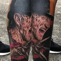 Aaron Olaguivel (Omom Tattoo)