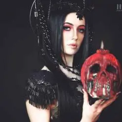 Cloe Raven