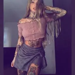 Nefka Blonde