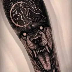 Varo Tattooer