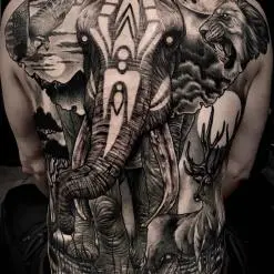 Varo Tattooer