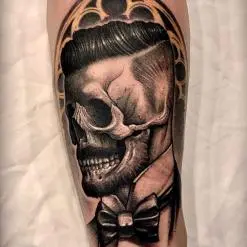 Varo Tattooer