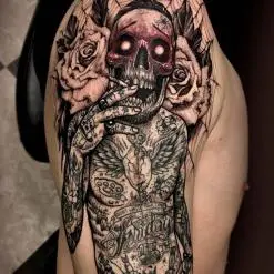 Varo Tattooer